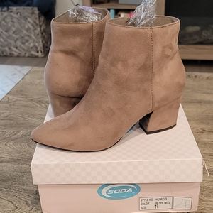 SODA - Heeled Boots